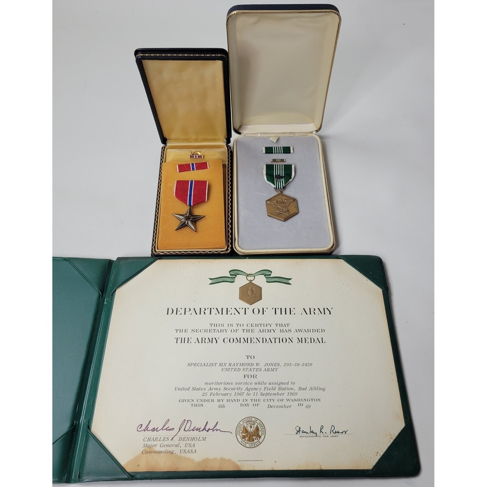 Vintage US Army Vietnam War Medal Set Army Commendation w. Certificate